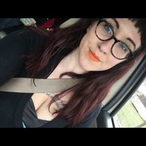 Meet your Posher, Sierra